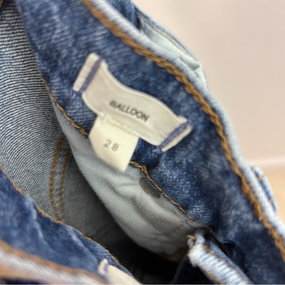 Madewell Balloon mid wash jean size 28! - Picture 3 of 4